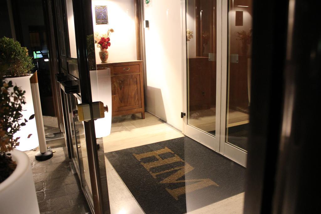 לסי Hotel Mariani מראה חיצוני תמונה