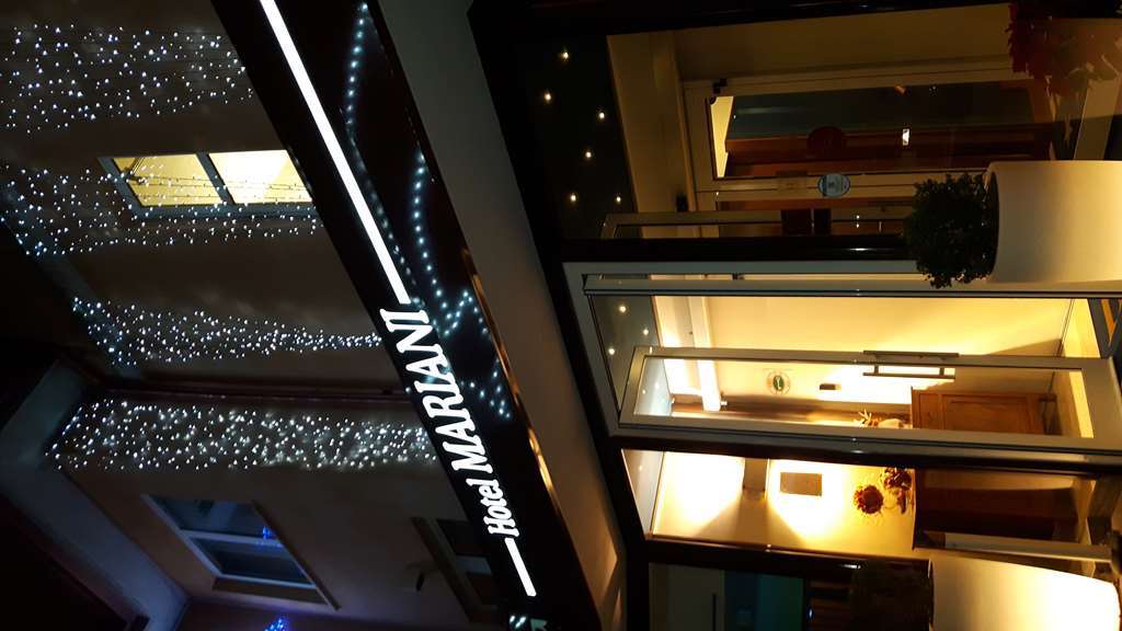 לסי Hotel Mariani מראה חיצוני תמונה
